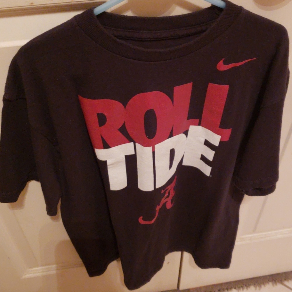 Boys nike tshirt
